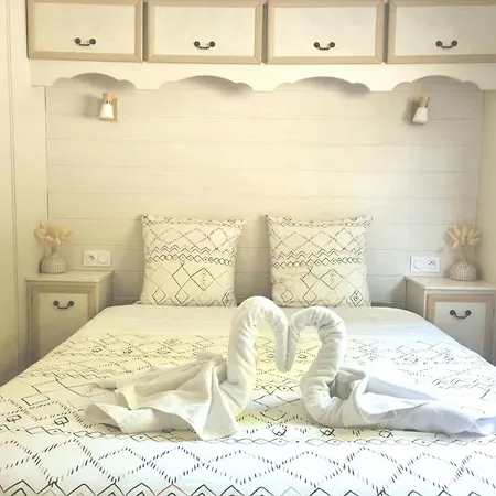 Apartament Mobilheim Mit Privatem Premium-jacuzzi By Interhome *