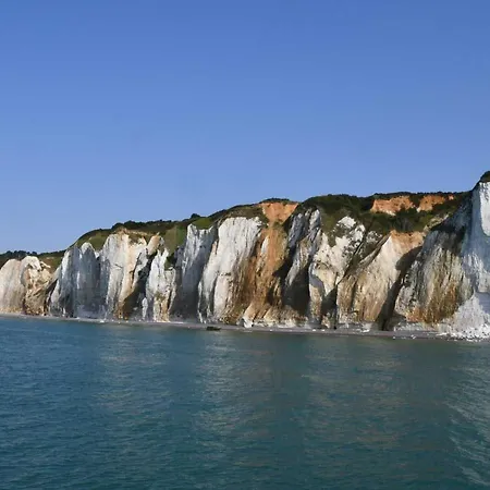 Mobilheim Mit Privatem Premium-jacuzzi By Interhome Anneville-sur-Scie